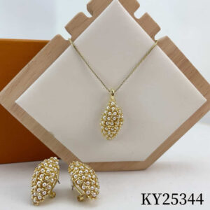 Gold plated jewelry set Necklace Earrings Rhinestone